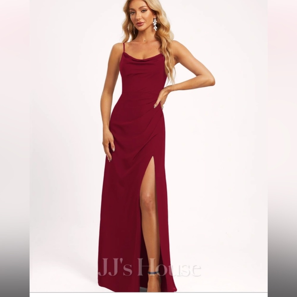 JJs House Size 8 Cabernet Bridesmaid Dress. Like New!